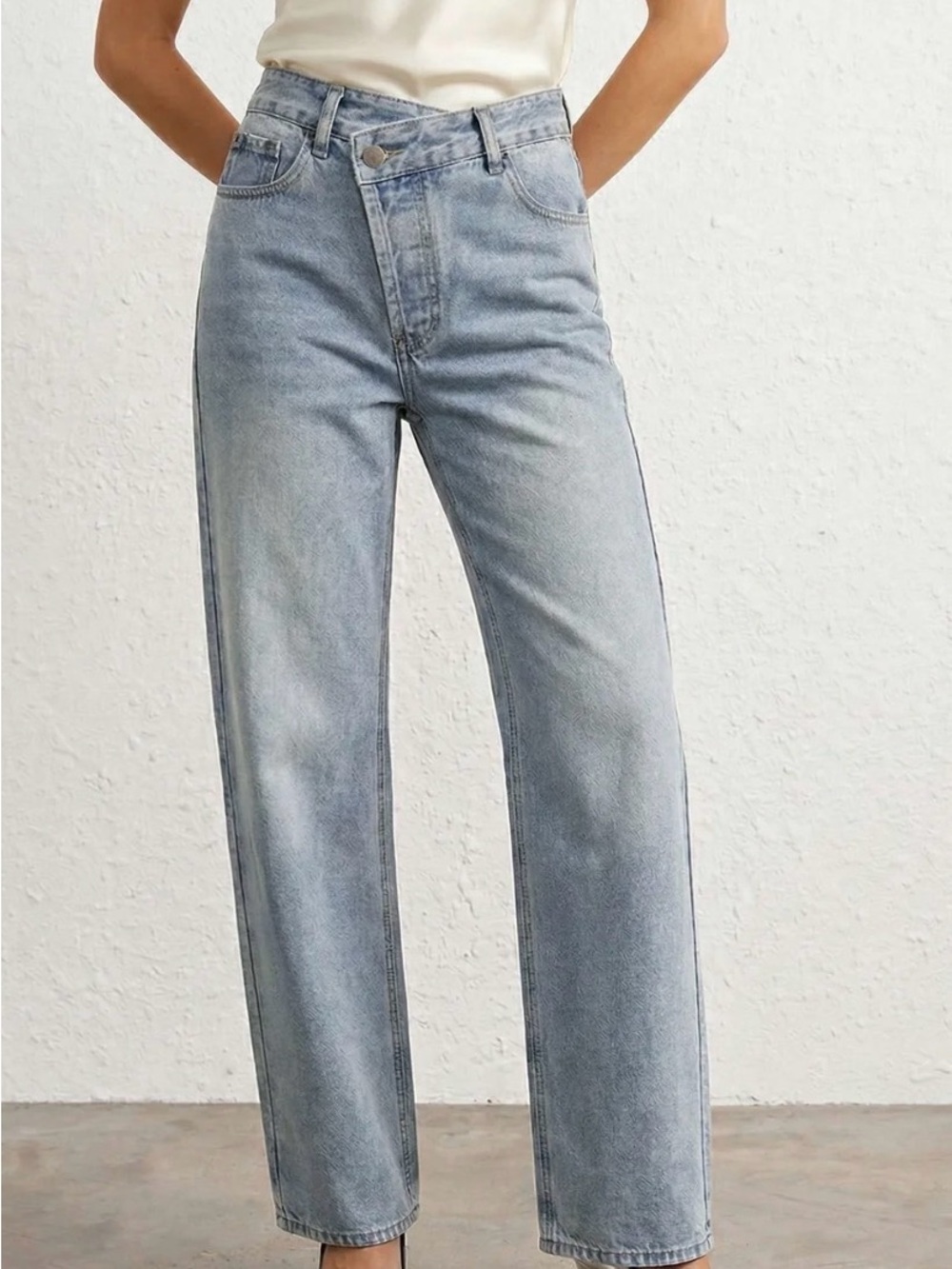 MICAS Asymmetric Waist Straight Leg Jeans XS Light Wash